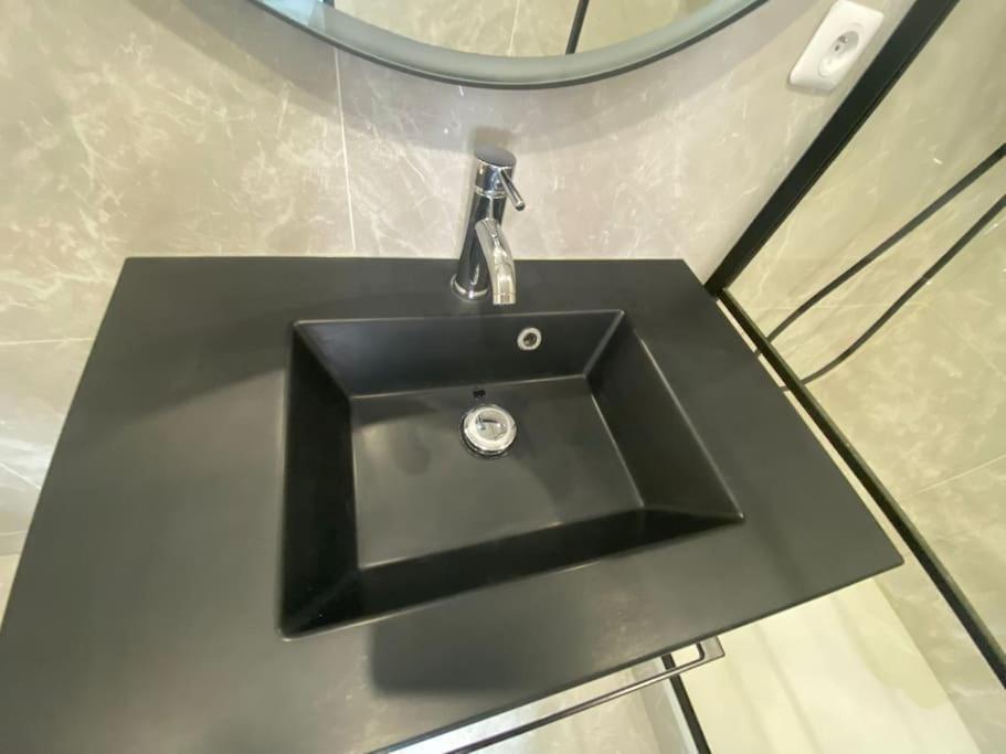 Apartment Le Vasco T Avec Salle De Sport Amiens